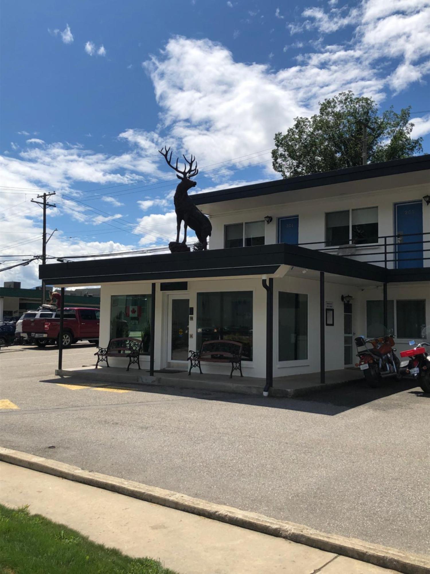 Revelstoke Lodge Eksteriør bilde
