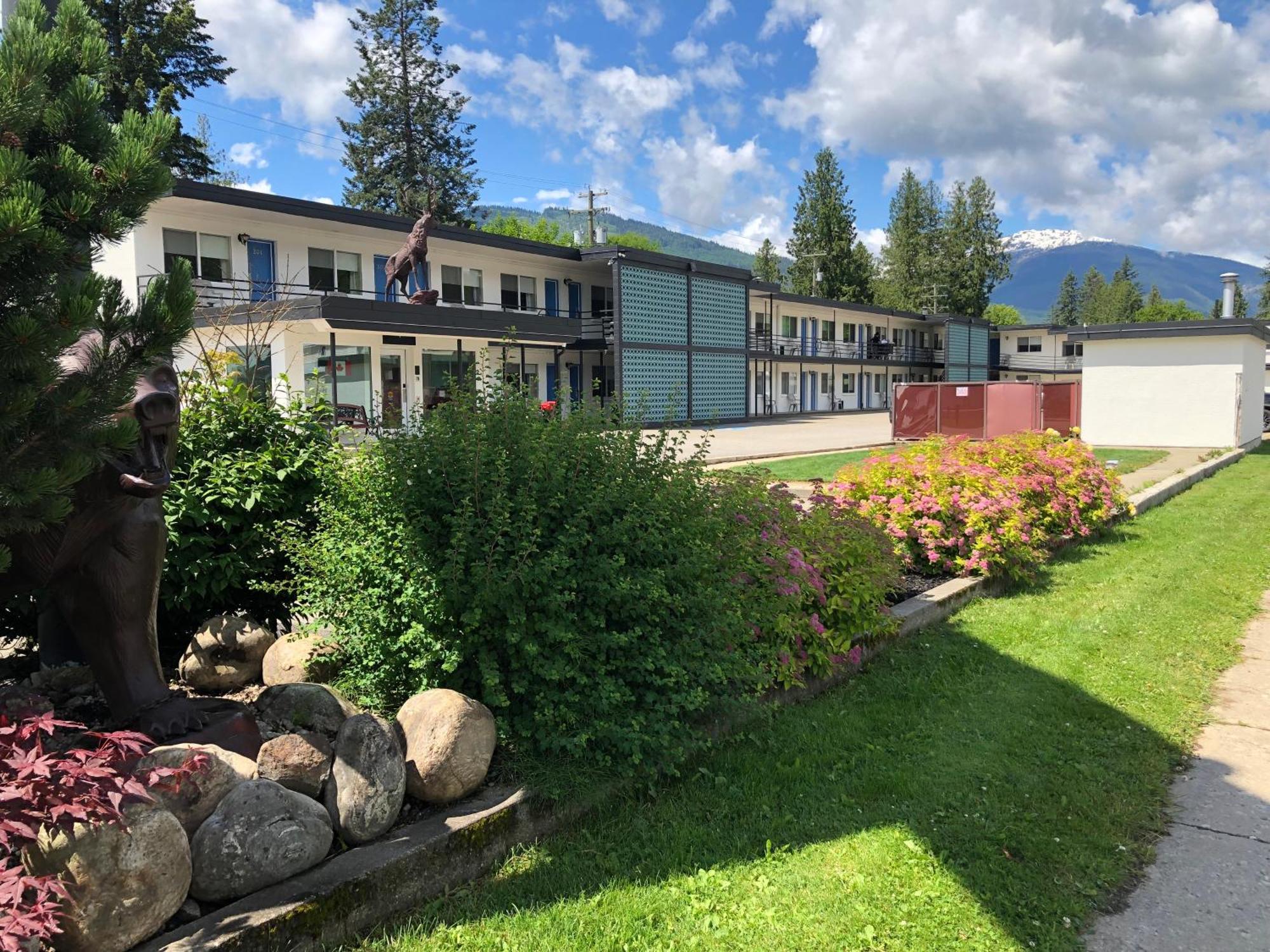 Revelstoke Lodge Eksteriør bilde